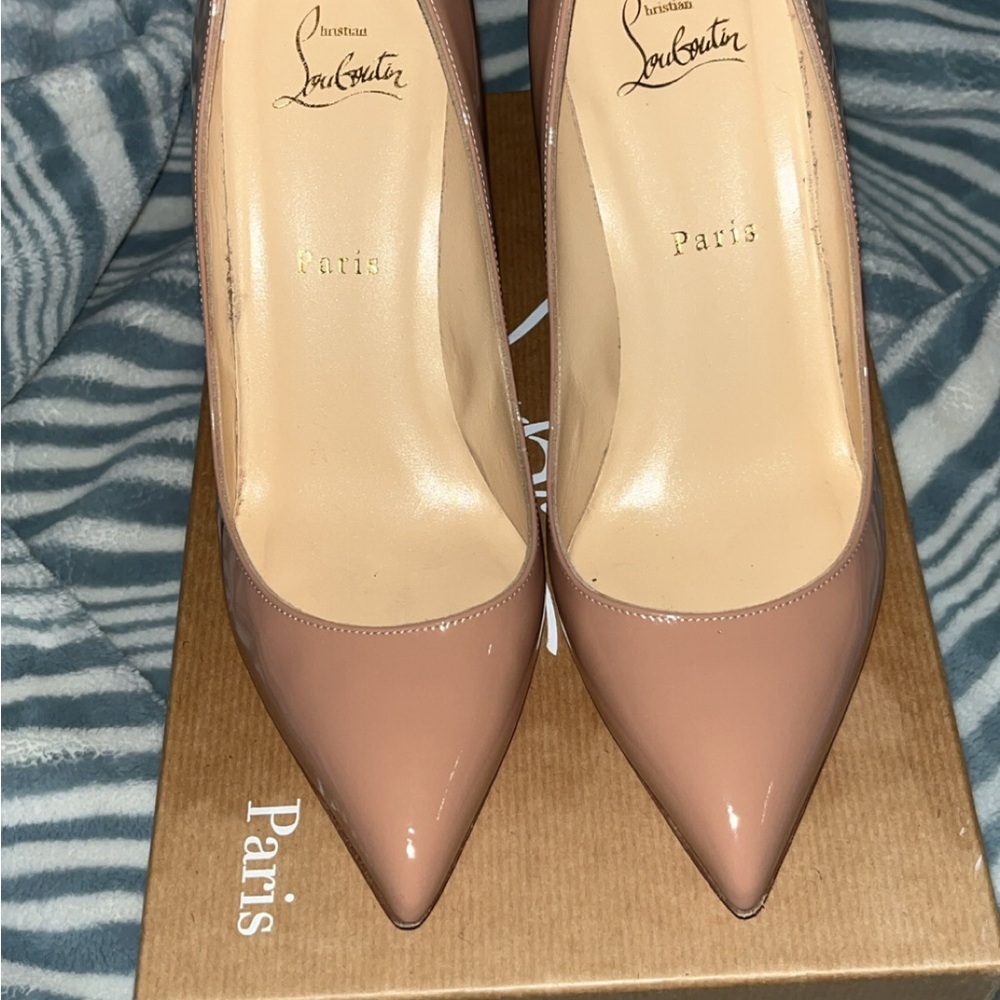 Christian Louboutin Nude Pumps pigalle 85 patent leather